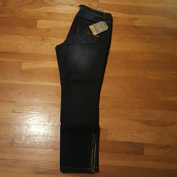 Route 66 Crop Classic Fit Jeans