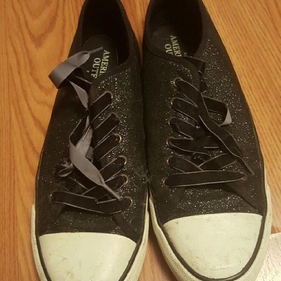 Black sparkle canvas shoes w velvet laces