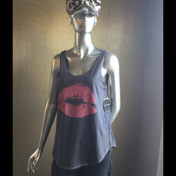 Recycled Karma Tops - š Gray Tank with Pink Lip Design Recycled Karma Tops - š Gray Tank with Pink Lip Design