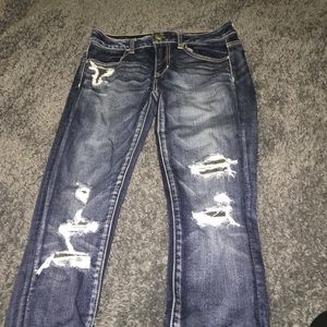 distressed skinny jeans with patches