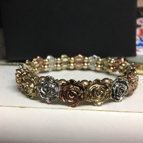 Rose bracelet