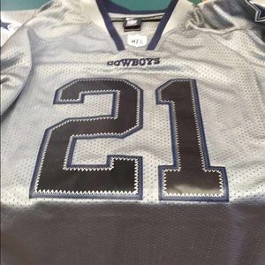 Meet your Posher, Julian