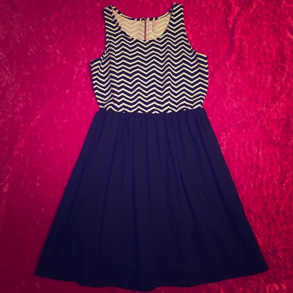 NWOT Black and White dress