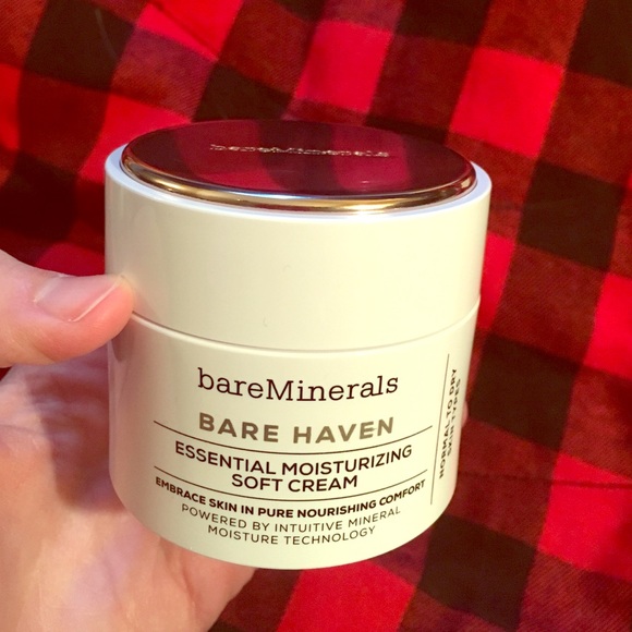 BareMinerals Bare Haven moisturizing facial lotion
