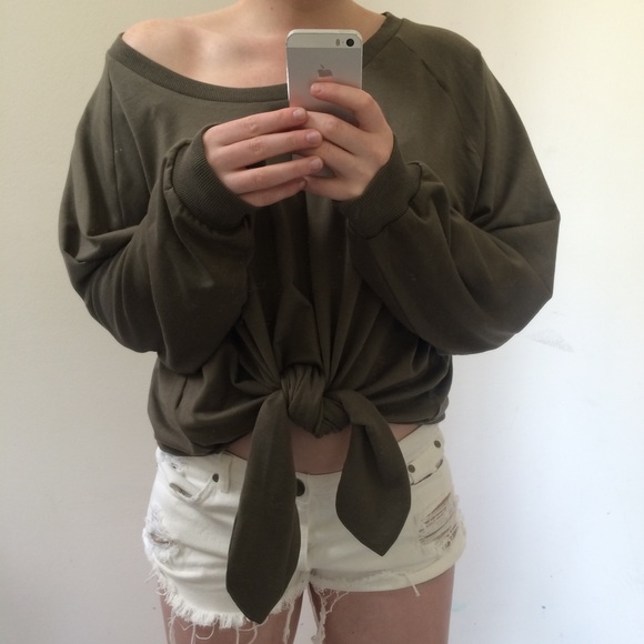 ▪️CLEARANCE *LAST1* Tie-front Sweatshirt - Olive - Picture 2 of 5