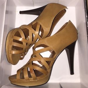 Chinese Laundry Cognac Heels