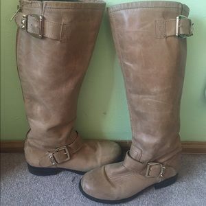 Authentic Steve Madden boots size 9.5