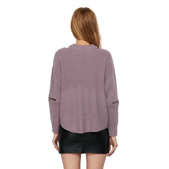 ✨Last One!✨ Choker Sweater With Zipper Detail - Picture 4 of 4