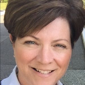 Meet your Posher, Helen