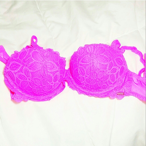 Victoria's Secret Other - PINK VS Bra 32B