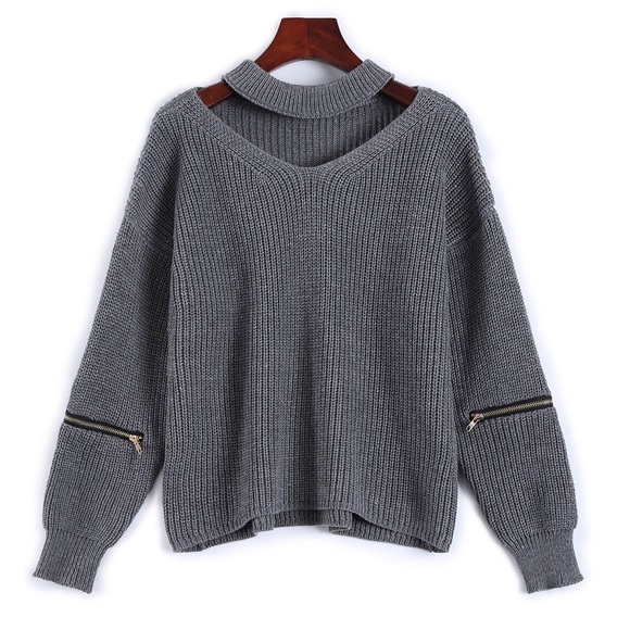 ✨Last One!✨ Choker Sweater With Zipper Detail - Picture 2 of 4