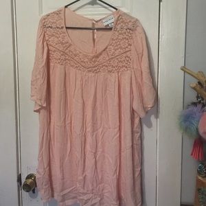 Peachy pink flowy blouse with lace