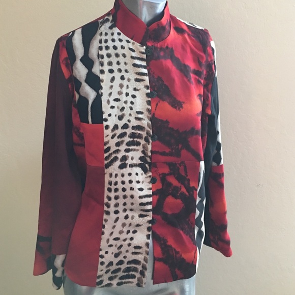 Chico's 💯 Silk Leopard Skin Blouse Size Small, size Small Vintage