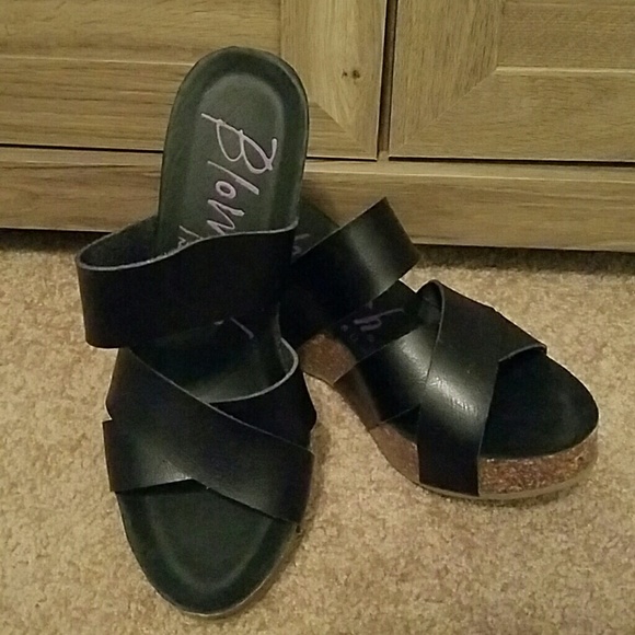 Super Cute Blowfish Wedges