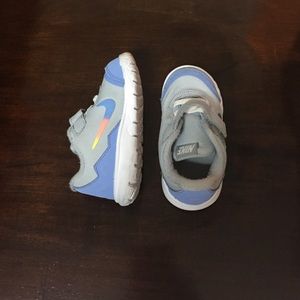 Gently used boy or girl Nike's