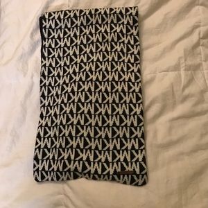 Michael Kors logo scarf