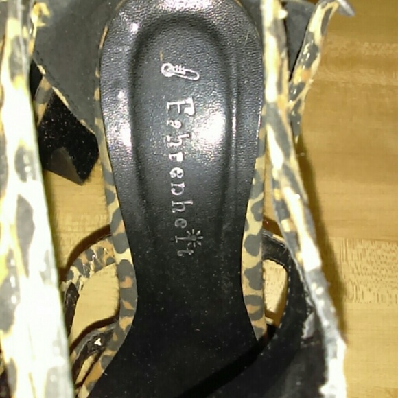 Cheetah print heels size 8.5 - Picture 2 of 4