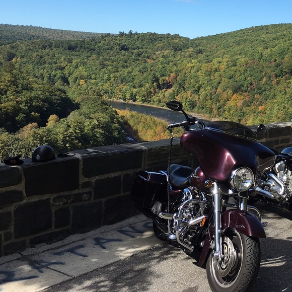 Meet your Posher, Darrell - Picture 2 of 3