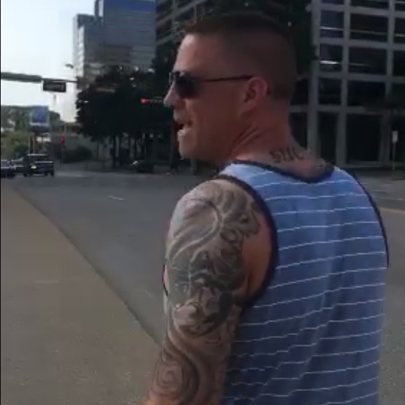 Meet your Posher, Darrell - Picture 3 of 3