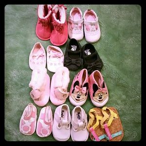 Baby shoes 0-3 months lot