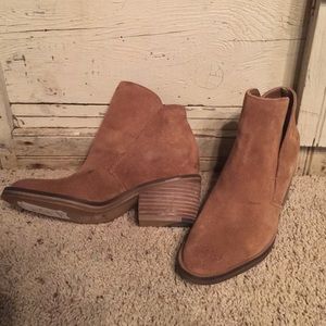 Dolce Vita Teague Suede Boots