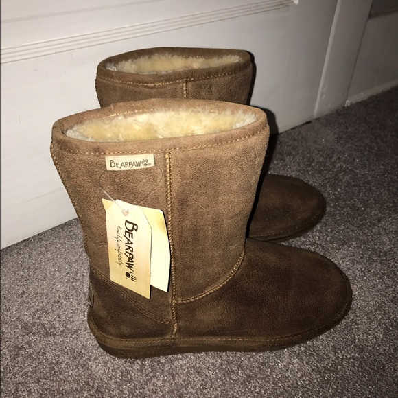 Bearpaw Short Chestnut Boot NWT
