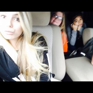 Meet your Posher, Summer