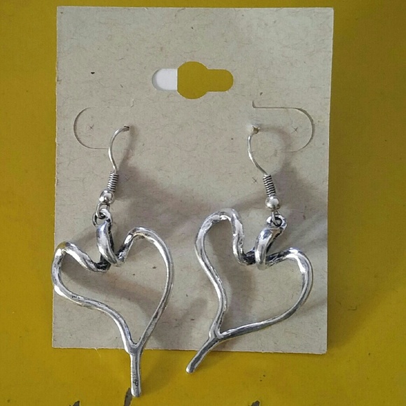 Silver modern hearts