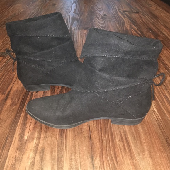 Indigo road Black booties