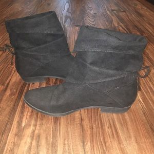 Indigo road Black booties