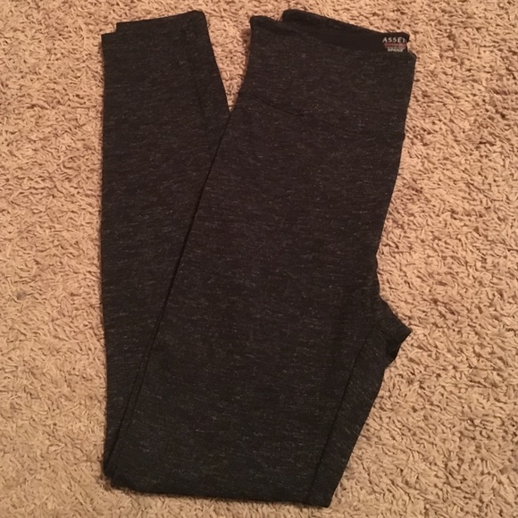 Assets/Spanx leggings