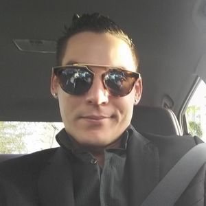 Meet your Posher, Misael