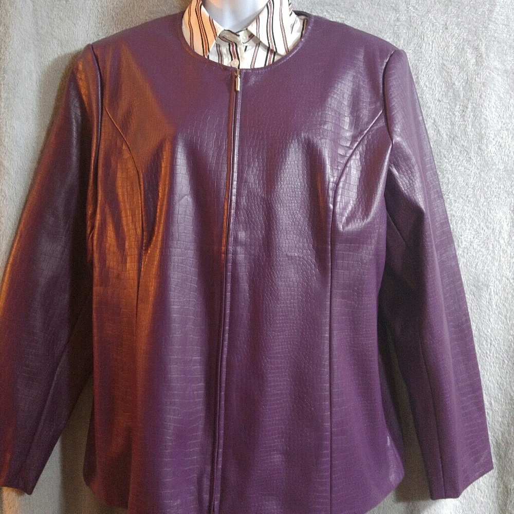 *SALE* Faux leather crocodile embossed jacket