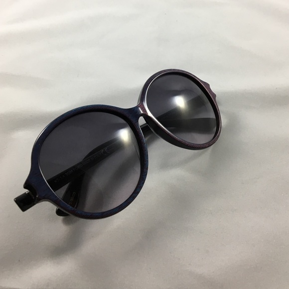 Tom Ford Authentic - Picture 2 of 4