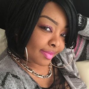 Meet your Posher, Tisha