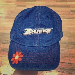 Girls Anaheim Ducks hat