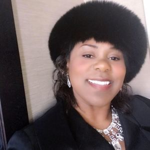 Meet your Posher, Sylvia