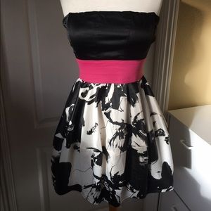 Cute strapless dress
