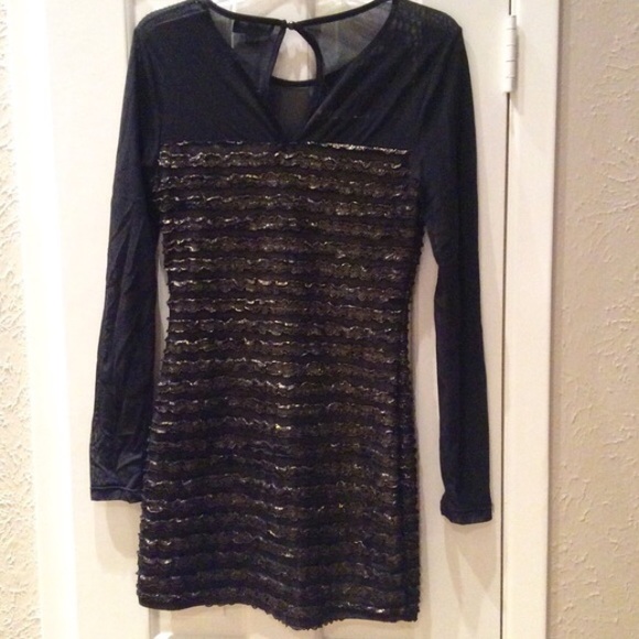💥WKND SALE💥 Forever 21 Metallic Tiered Dress - Picture 3 of 4