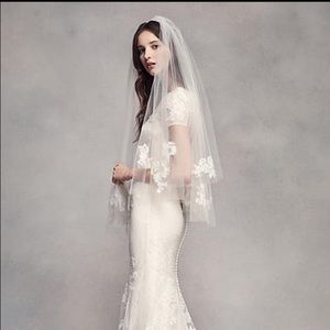 Vera Wang Bridal Veil, ivory 2 tier