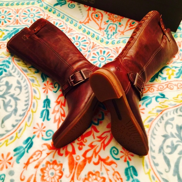 🚫SOLD🚫Timberland Women's Savin Hill  Leather - Picture 3 of 4