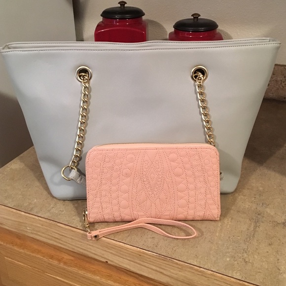 Charming Charlie purse and wristlet wallet