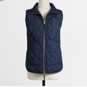 Jcrew navy blue puffer vest, size small