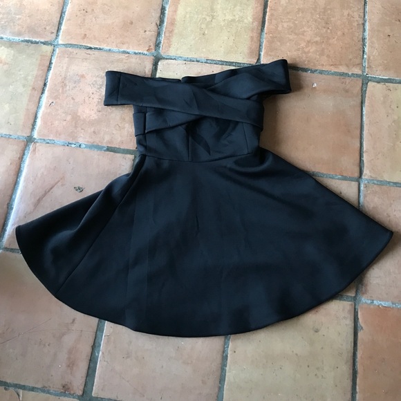 Keepsake: black mini dress