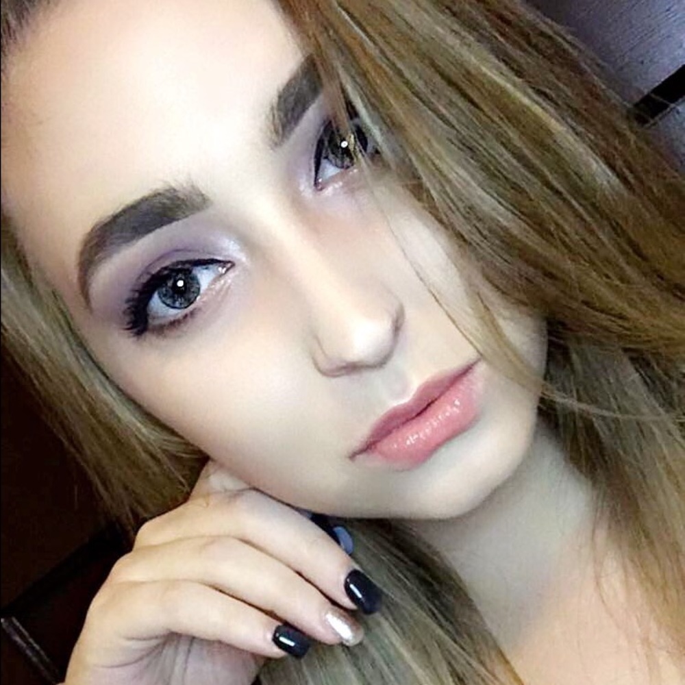 Meet your Posher, Serena