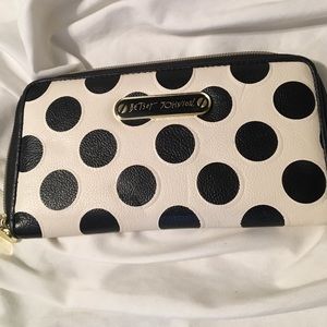 Betsey Johnson wallet