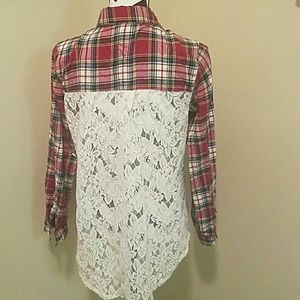 Plaid & Lace Long Sleeved Chic Blouse