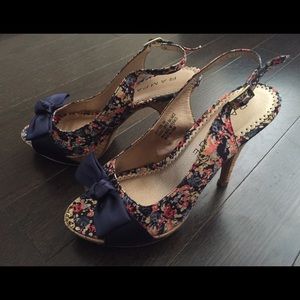 Cute floral peep toe pumps