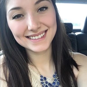 Meet your Posher, Marissa