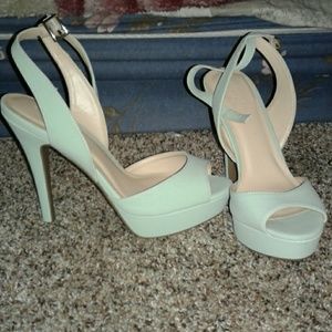 Peep toe, mint colored heels